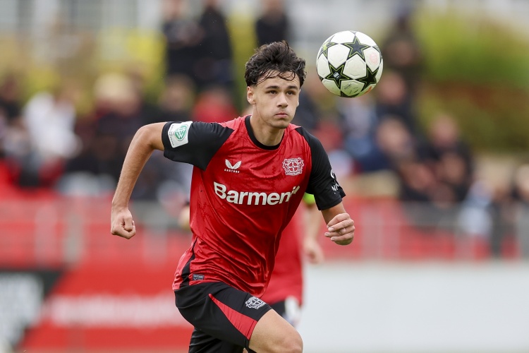 壹号娱乐APP-佩杜拉:那不勒斯有意18岁波黑边锋阿拉伊贝戈维奇